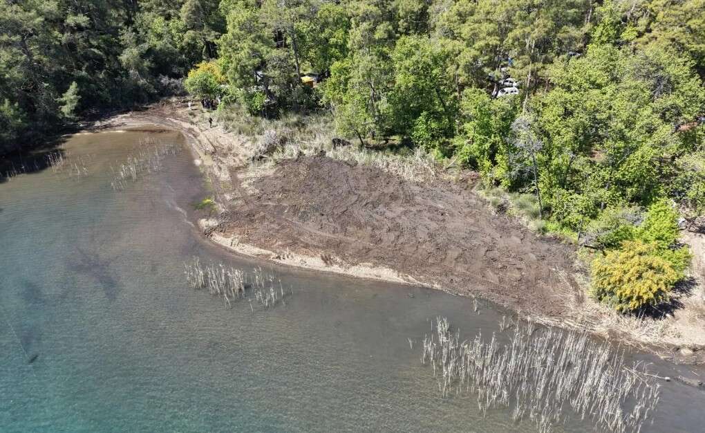Cennet Koy Göcek’te Gerilim Tırmanıyor: Jandarma ve Sahil Güvenlik Karada ve Denizde Vatandaşların Koya Girmesine İzin Vermiyor 12
